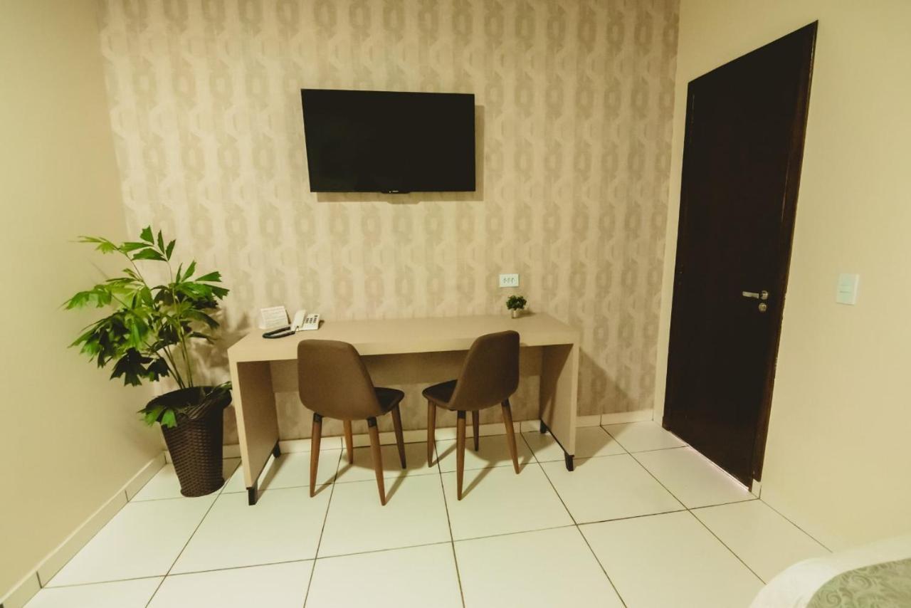 Hotel Dutra Sinop Luaran gambar